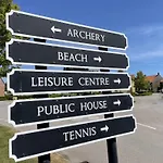 The Lighthouse - Part Of The The Bay Village With Pool, Gym And Direct Access, Pub, Restaurant, Tennis And Meadows Walks Nyaraló Filey