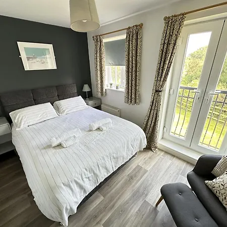 Holiday home The Lighthouse - Part Of The The Bay Village With Pool, Gym And Direct Access, Pub, Restaurant, Tennis And Meadows Walks *